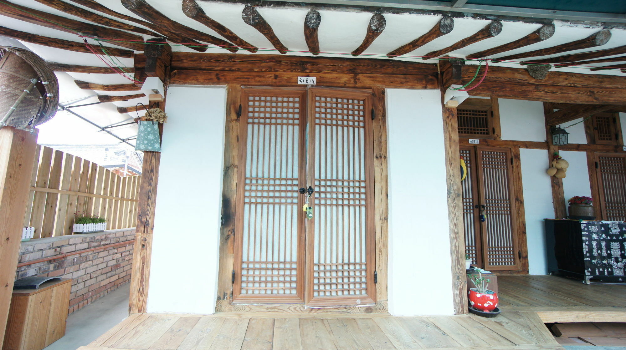 1928 Suimmaru Hanok Guesthouse Jeonju Dış mekan fotoğraf