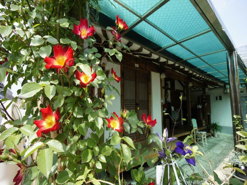 1928 Suimmaru Hanok Guesthouse Jeonju Dış mekan fotoğraf